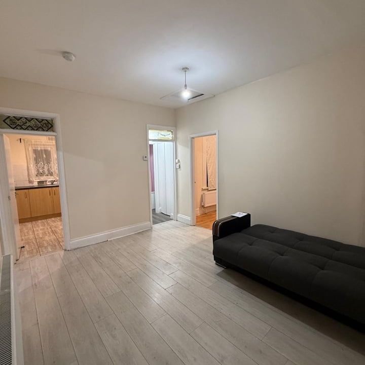 2 Bed Flat, Bruce Road, NW10 - Photo 1