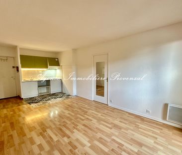 Location Appartement 2 pièces 32m² STE MAXIME 83120 - Photo 3