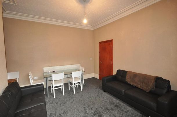 7 bedroom terraced house to rent - Photo 1