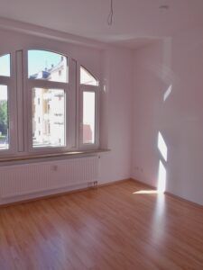 Schumannstr. 5, Wohnung 3 ~~~ Balkon, Bad mit Wanne, Abstellraum im Treppenhaus, Keller - Foto 2