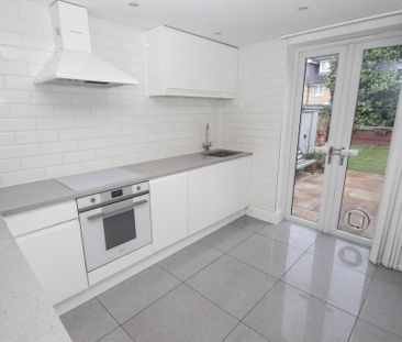 1 bedroom ground floor flat to rent - Photo 4