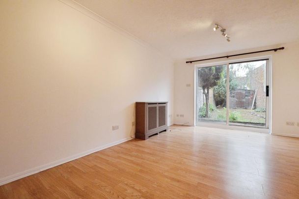 2 bedroom house to rent - Photo 1