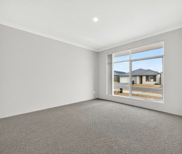 Everything you need and more - Photo 2