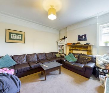 1 bedroom Flat To Let - Photo 1