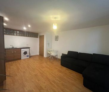 2 bedroom apartment to rent - Photo 6