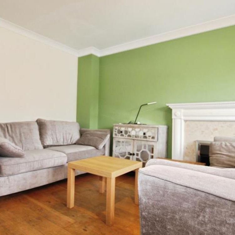 Thackeray, BS7 0NX, Bristol - Photo 1
