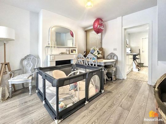 3 bedroom terraced house to rent - Photo 1