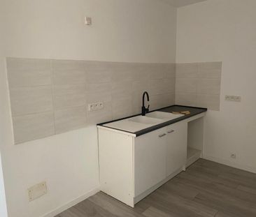 Location Appartement 4 pièces 71m² ST AMBROIX 30500 - Photo 5