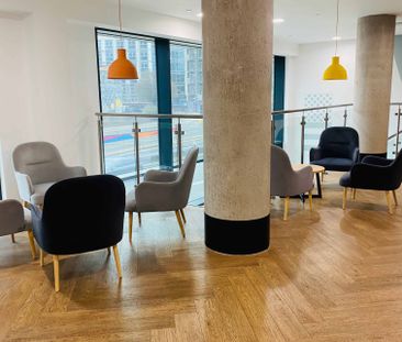 Medium High Double Ensuite - Photo 2