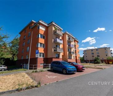"Moderní, světlý byt 3+kk s výhledem do zeleně bydlení ve městě při... - Photo 6
