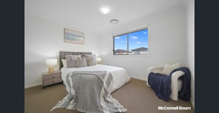 Discover Contemporary Family Living with Potential for Five Bedrooms & Versatile Living Spaces - Photo 3