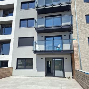 Appartement te huur in Eeklo voor € 1.025 met 2 slaapkamers - Photo 3