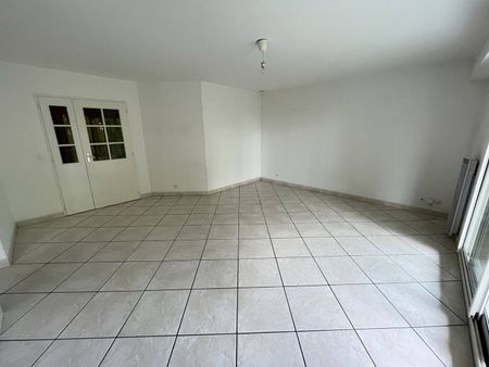 Location appartement 3 pièces 70.26 m² à Lille (59160) BOURG - Photo 3