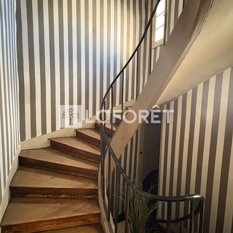 Apartment - Photo 1