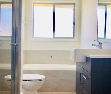 Beautiful & Modern 2-Bedroom Home – Ready to Move In! - Photo 2