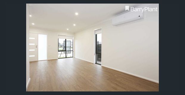 **REGISTER TO INSPECT VIA REALESTATE.COM.AU LINK & PHOTO ID MUST BE PROVIDED AT ENTRY, WHEN VIEWING ALL RENTAL PROPERTIES WITH BARRY PLANT FRANKSTON** - Photo 1