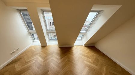 URANIA: 3 Zimmer mit hofseitiger Terrasse in Ruhelage: Luxus pur in Citynähe - Foto 5