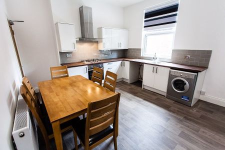 Providence Avenue, Woodhouse, Leeds - Photo 3