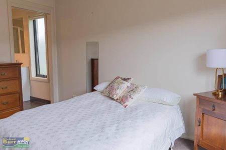 2 Bedroom Unit in the Heart of Town - Photo 3