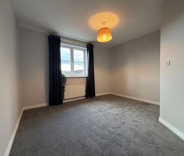 2 bedroom maisonette to rent - Photo 2