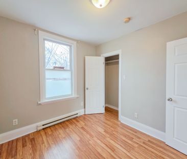 For Lease - 38 Olive Avenue Unit# Main, Oshawa, Ontario - Photo 5