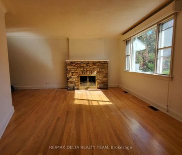 For Lease - 149 PLEASANT PARK Road, Alta Vista and Area, Ontario - Photo 2