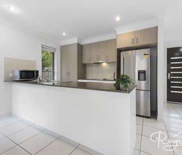 Contemporary Comfort in a Convenient Coomera Location - Photo 1