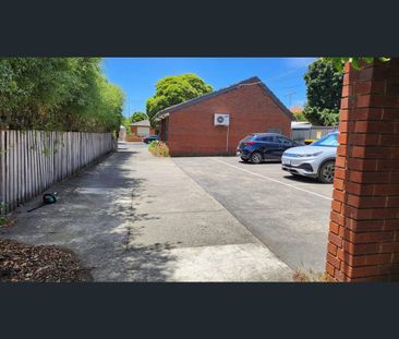 Unit 6/1 Larnoo Avenue, Brunswick West, Vic 3055 - Photo 5