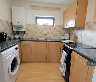 Studio to rent - Photo 6