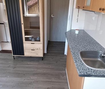 Pronájem bytu 1+kk 18 m2 - Fotografie 3