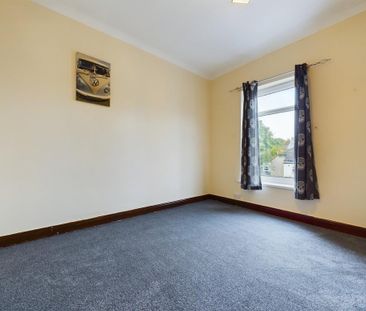 2 bedroom semi-detached house to rent - Photo 3
