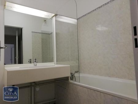 Location Appartement 2 pièces 48m² LYON 8ème - Photo 4