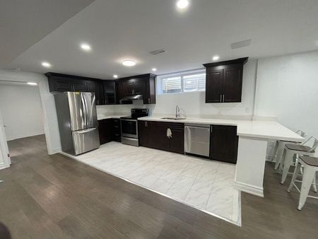 For Lease - 456 Rupert Avenue Unit# BSMT, Whitchurch-Stouffville, Ontario - Photo 2