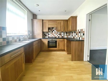 Cambridge Street, South Elmsall, Pontefract, West Yorkshire, WF9 - Photo 4