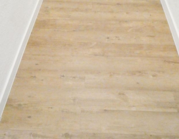 *** 2-Zi-EG-Wohnung mit Terrasse wird derzeit modernisiert **** - Foto 1