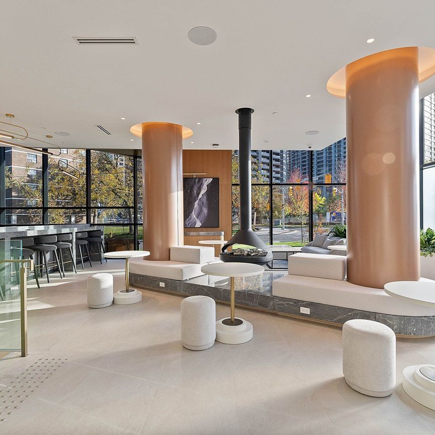 For Lease - 60 Central park roadway N/A Unit# 2413, Toronto, Ontario - Photo 1