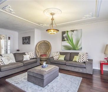 For Lease - 2 Hampstead Court, Markham, Ontario - Photo 2