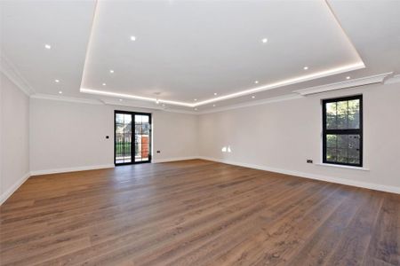 3 bedroom apartment to rent - Photo 2