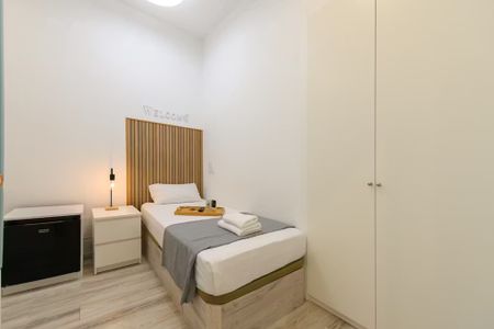 Calle de San Bernardo, Madrid, Community of Madrid 28015 - Photo 3