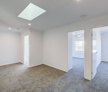 Near New Hampton Style Home in Parks Estate! - Photo 1