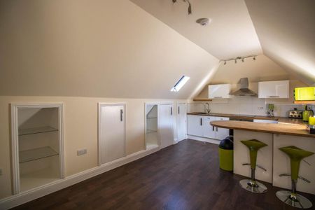 1 bedroom flat to rent - Photo 2