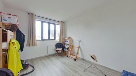 Location Appartement 3 pièces 69m² CHATELLERAULT 86100 - Photo 5