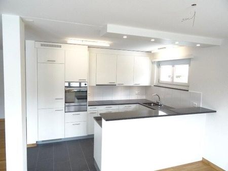 Moderne 5.5-ZW à 108 m² im 2. OG mit grossem Balkon - Foto 3