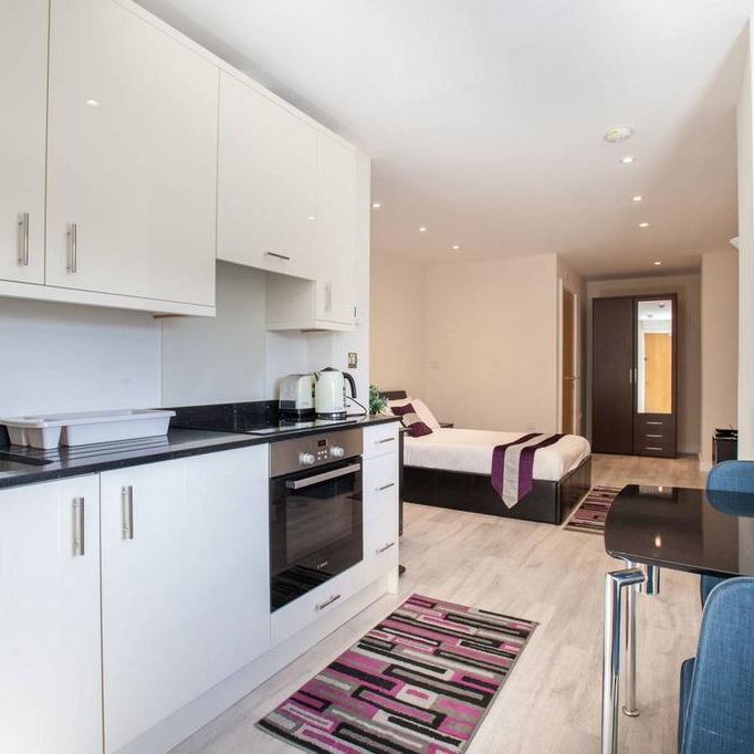 Studio to rent - Photo 1