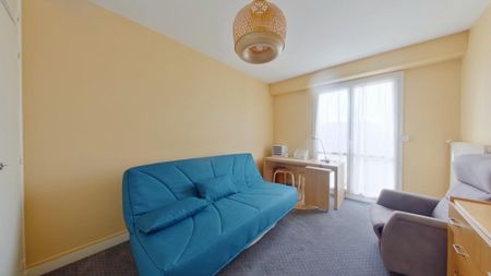 Location Appartement 3 pièces Meublé 87m² CHATELLERAULT 86100 - Photo 2