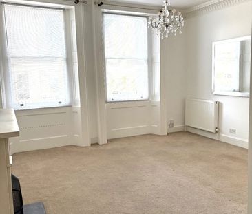 2 Bed Flat, Chesham Road, BN2 - Photo 1