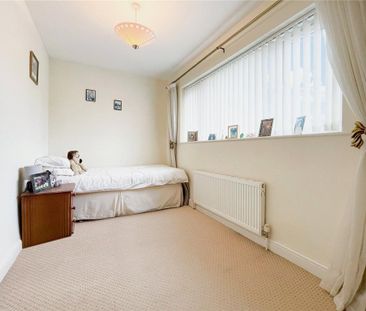 2 bedroom semi-detached house to rent - Photo 4