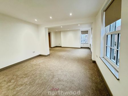 2 bedroom flat to rent - Photo 2