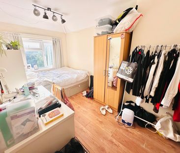 6 Bed Semi-Detached House, Carlisle Avenue, W3 - Photo 6
