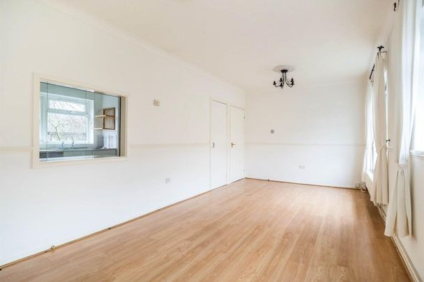 West Pottergate - Photo 1